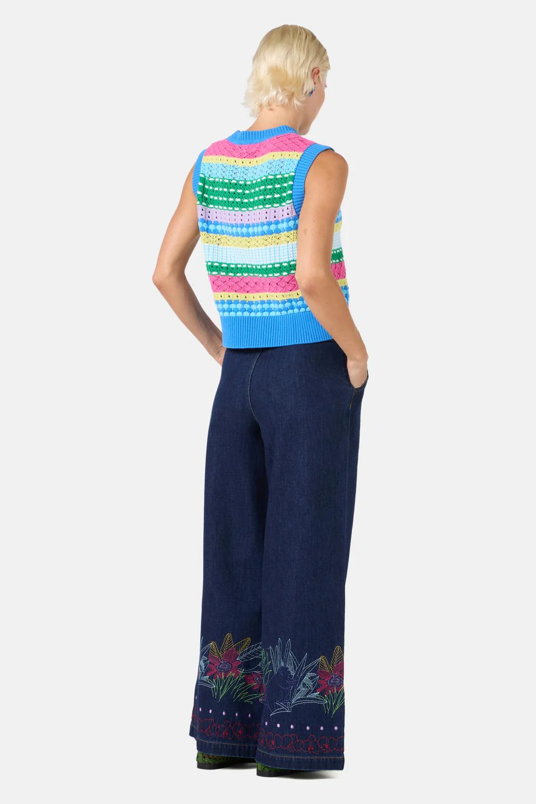 Emily Vest - Image 4
