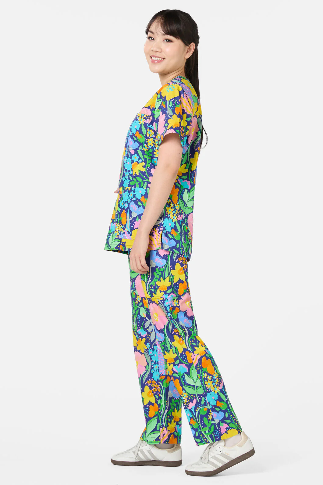 Flora Scrub Set - Image 4