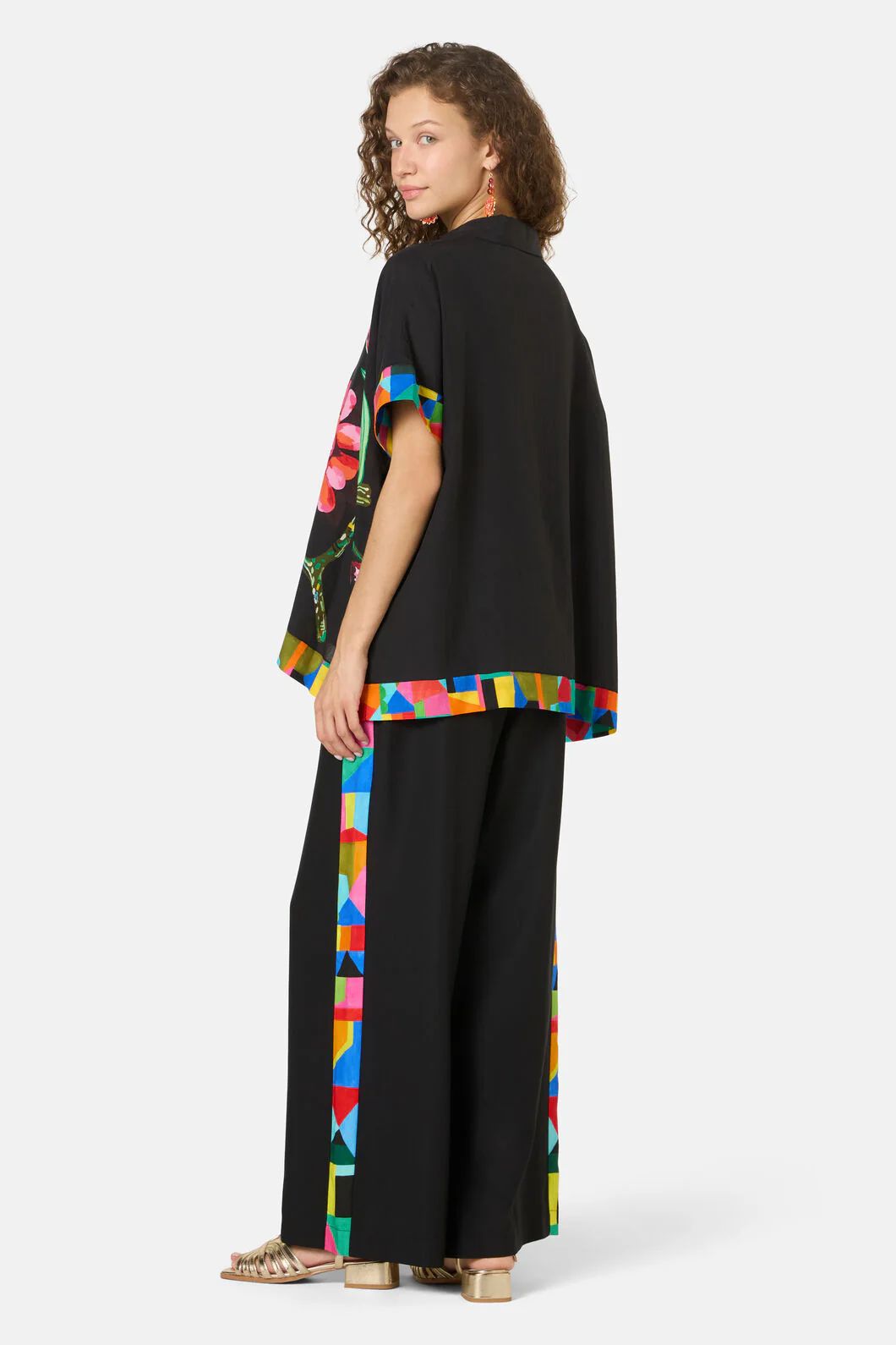 Floral Symphony Scarf Shirt - Image 4