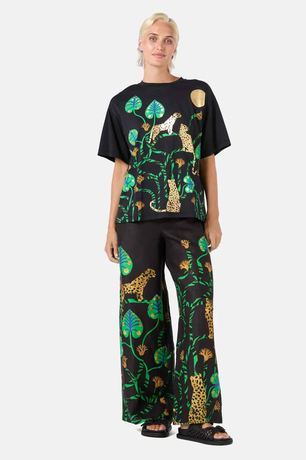 Guardians Placement Tee - Image 4