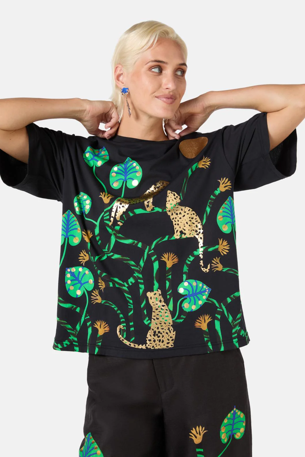Guardians Placement Tee - Image 8