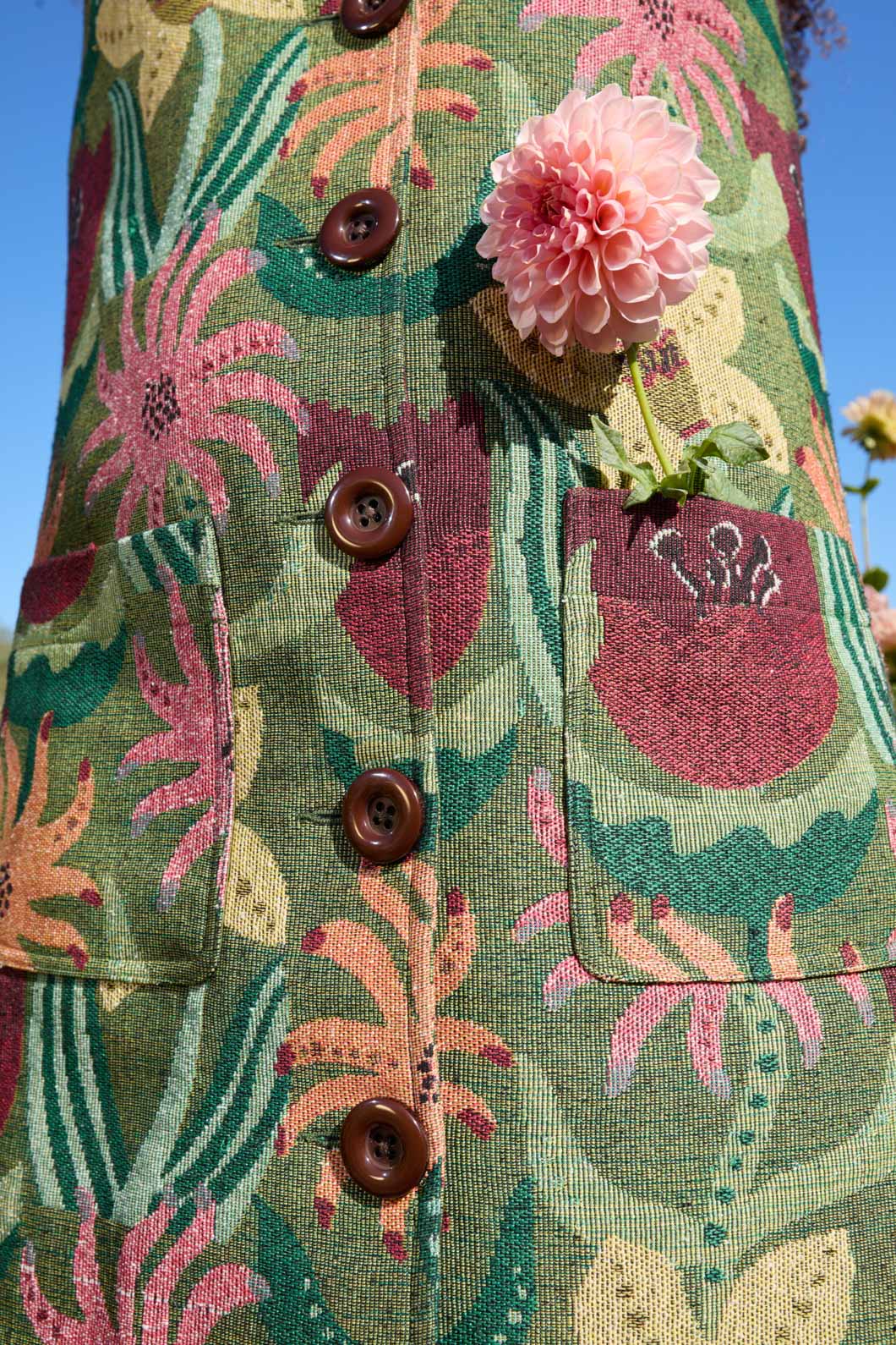 Rosie's Posies Pinafore - Image 8