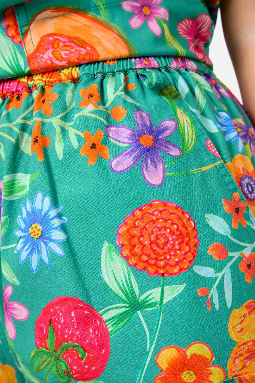 Seasonal Scrub Set - Image 8