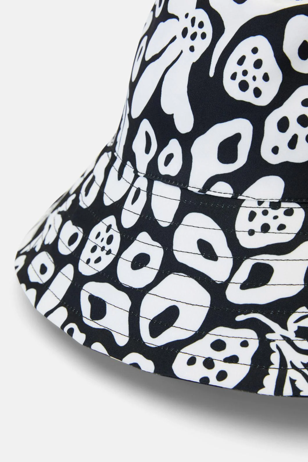 Secret Garden Bucket Hat - Image 6