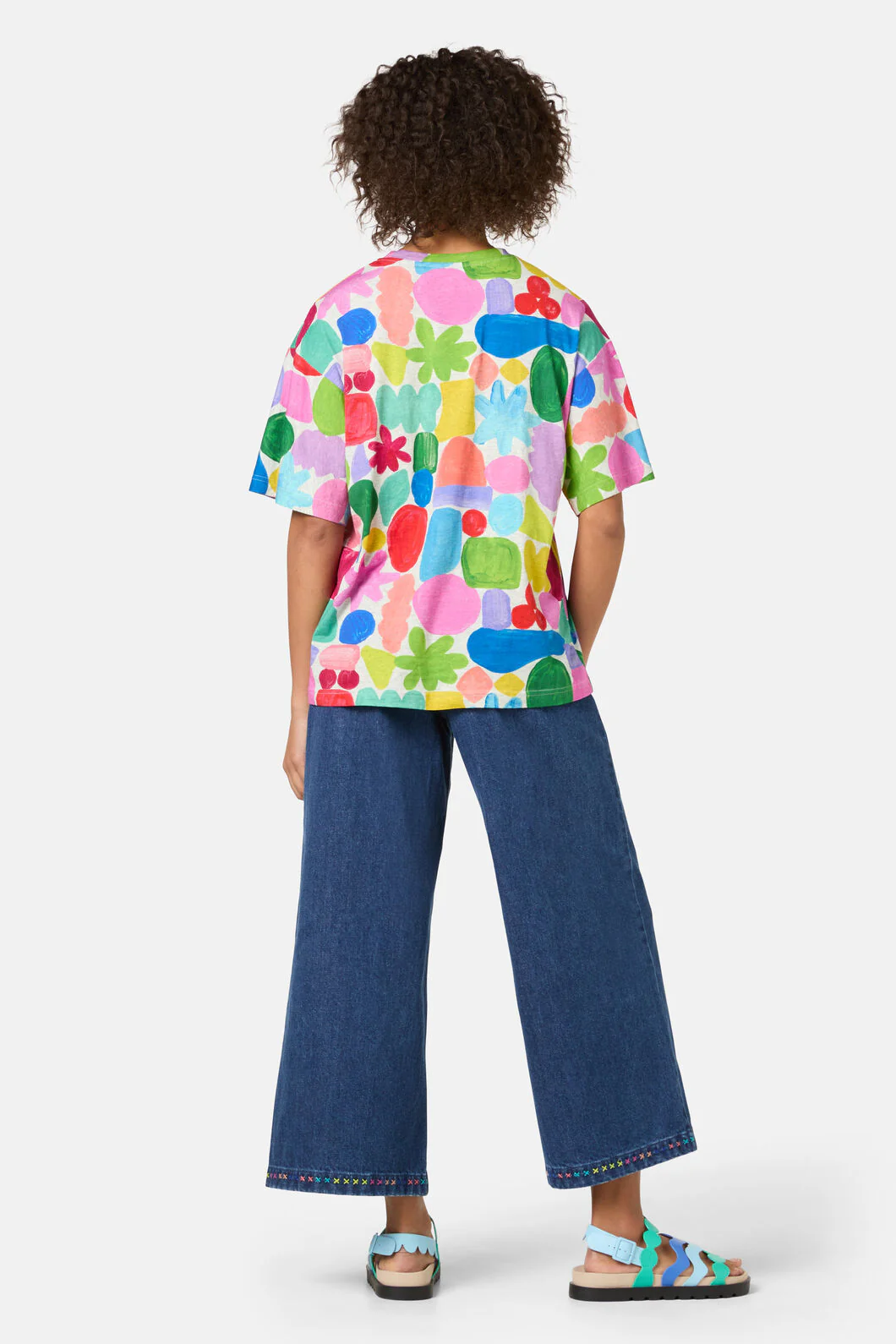 Stamp Your Feet Print OS Tee - Image 4