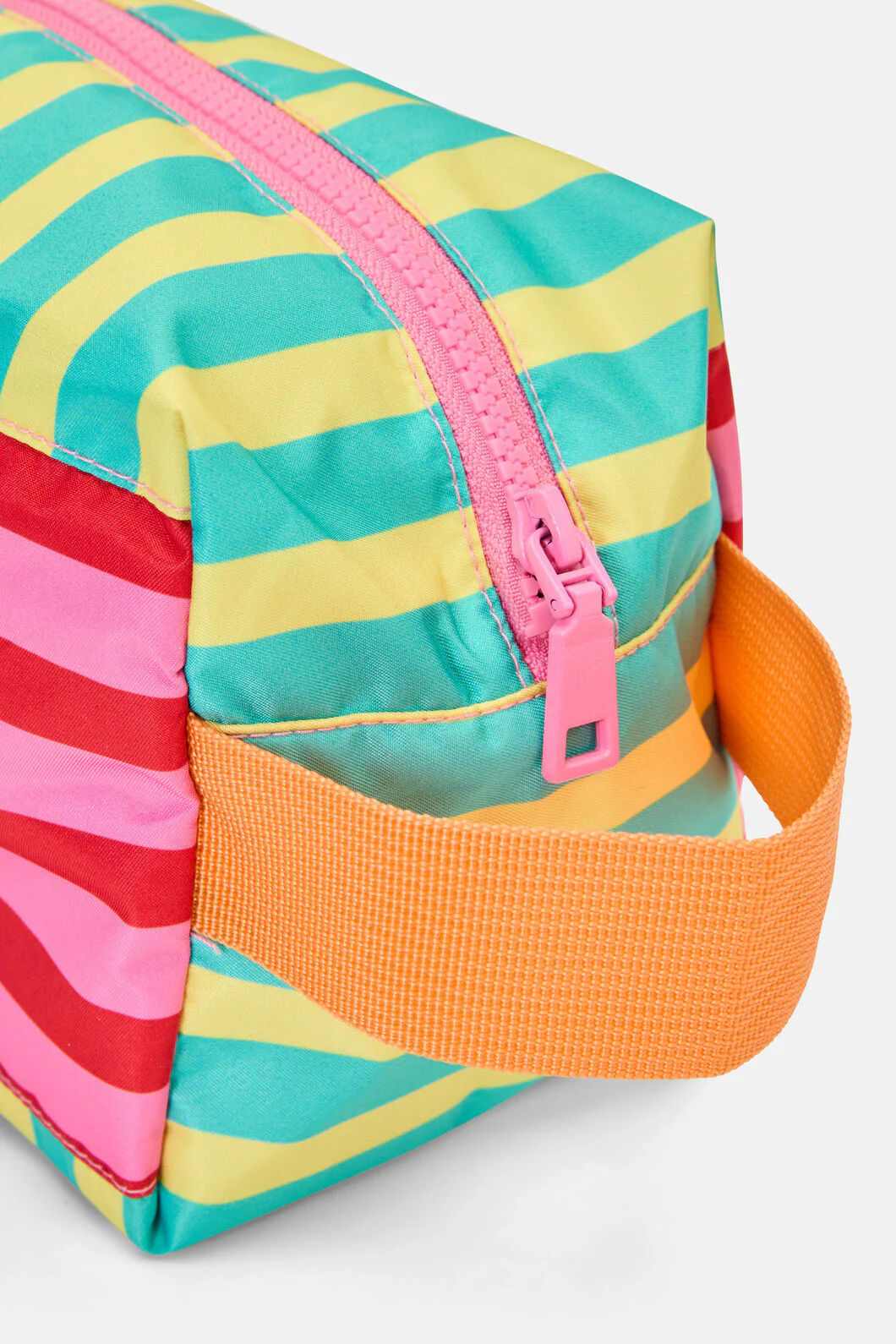Stripe Lover Travel Bag - Image 5