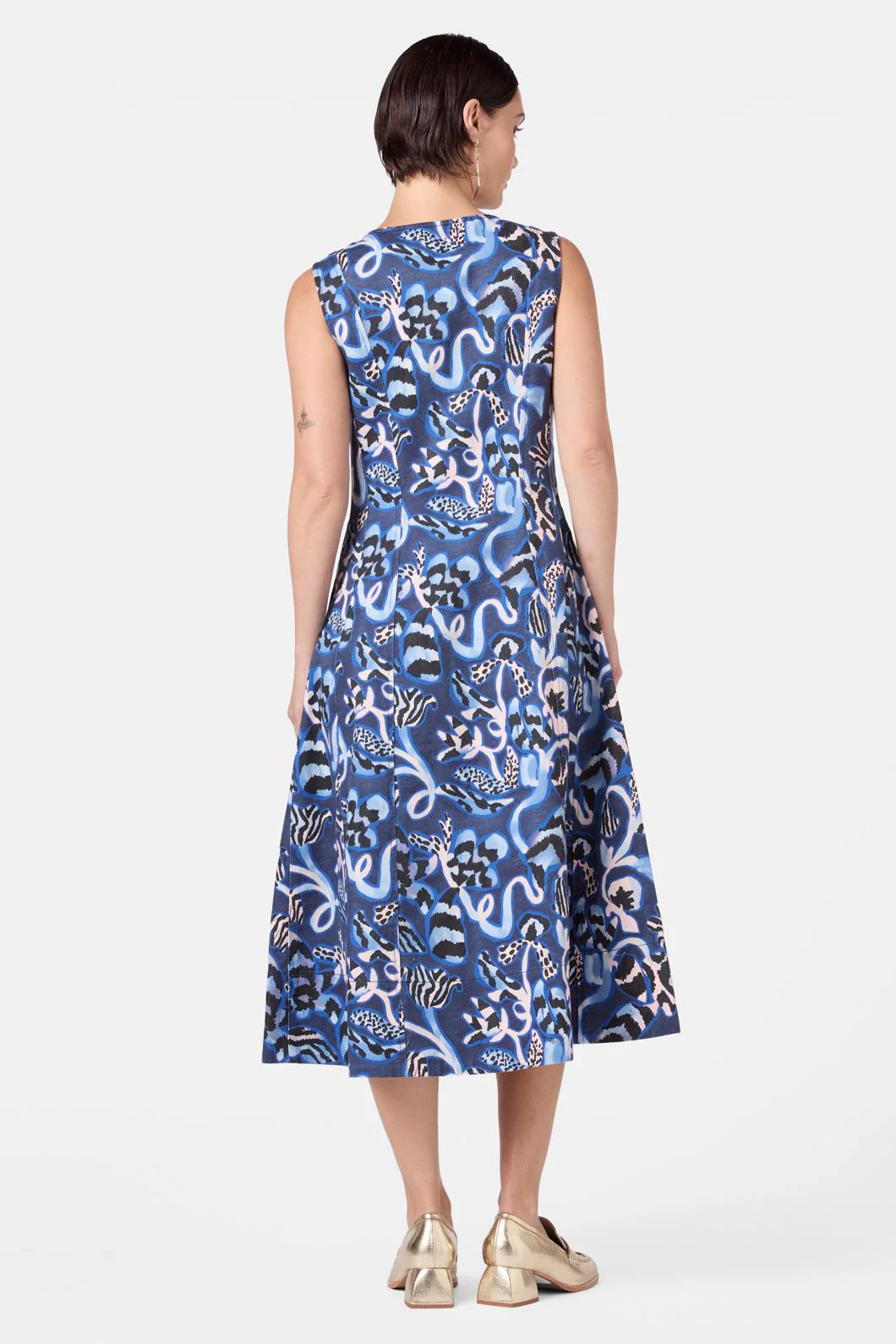 The Vines Denim Dress - Image 5