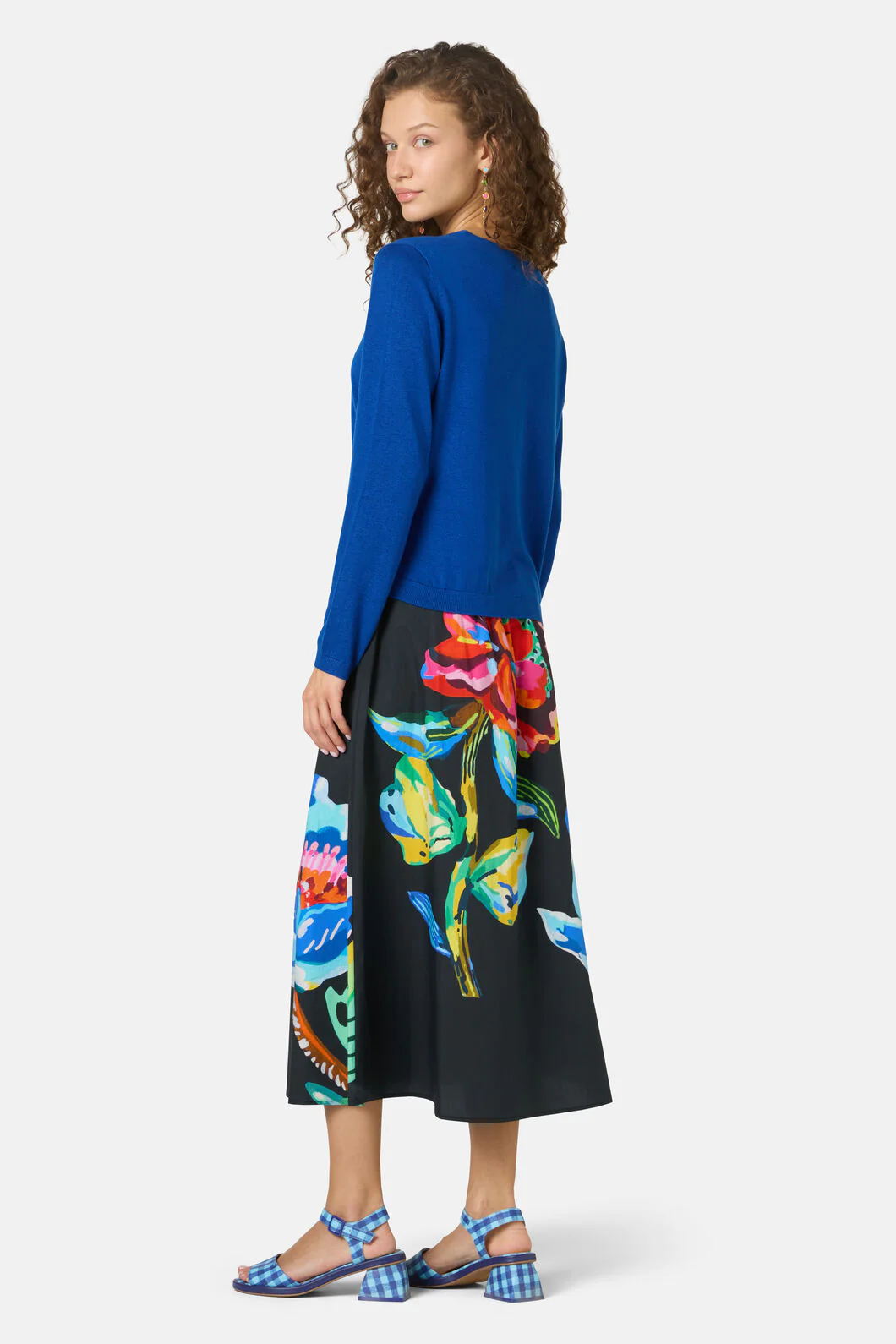 V-Neck Cardigan - Image 4