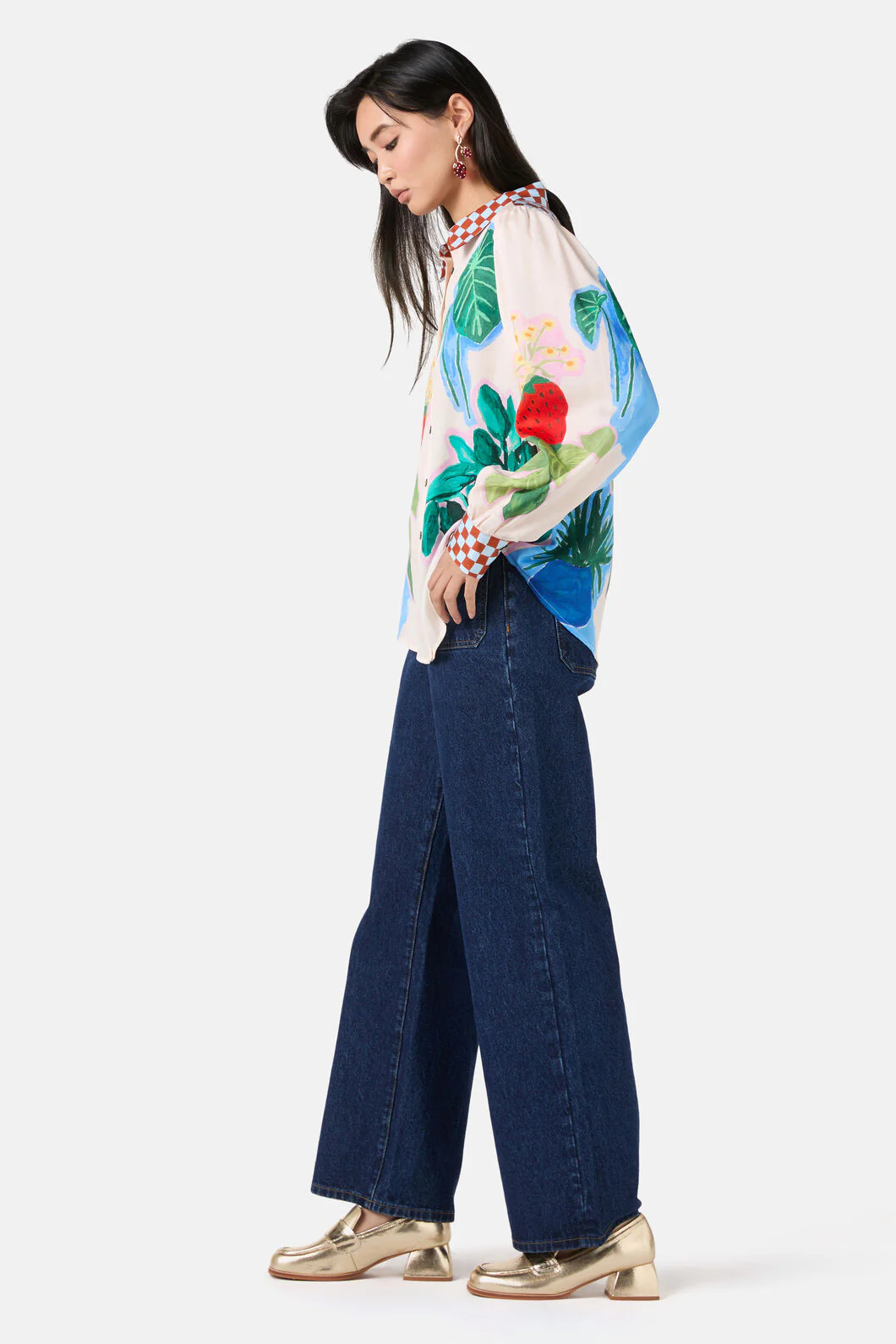 Windowsill Placement Shirt - Image 6