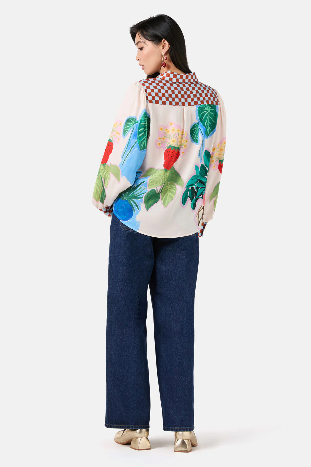 Windowsill Placement Shirt - Image 7